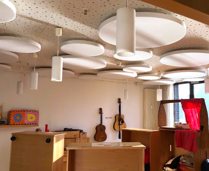 Kindergarten mit Deckenakustik
