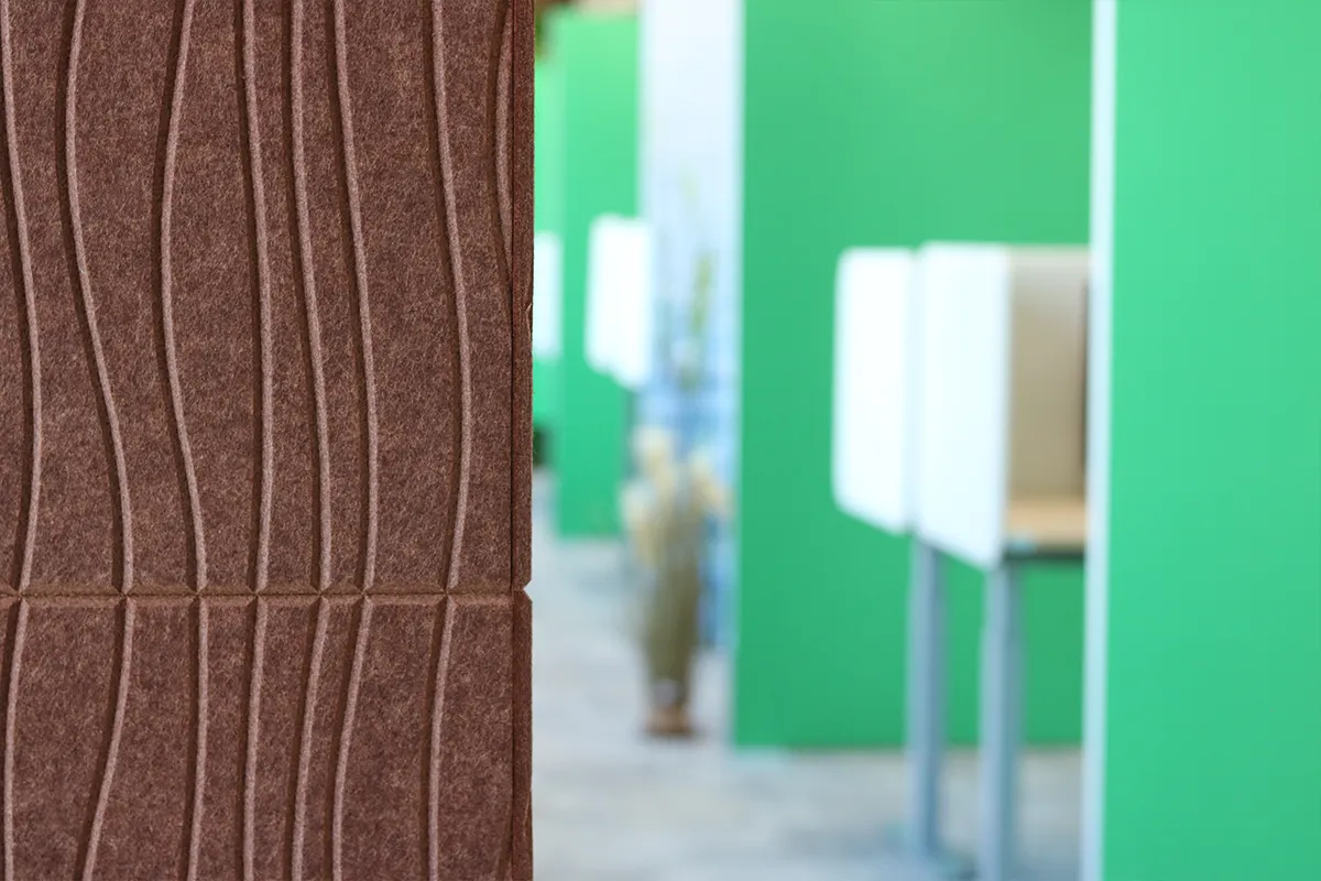 PET Wandakustik mit Struktur