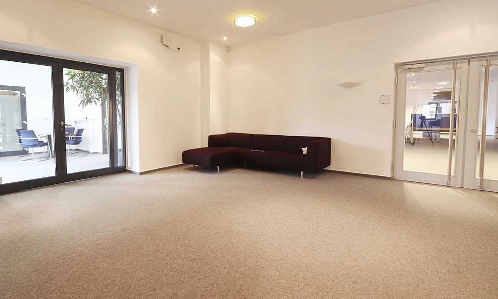 Leere Bürofläche bei Albatros