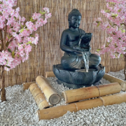 asiatischer Brunnen bei der gevekom